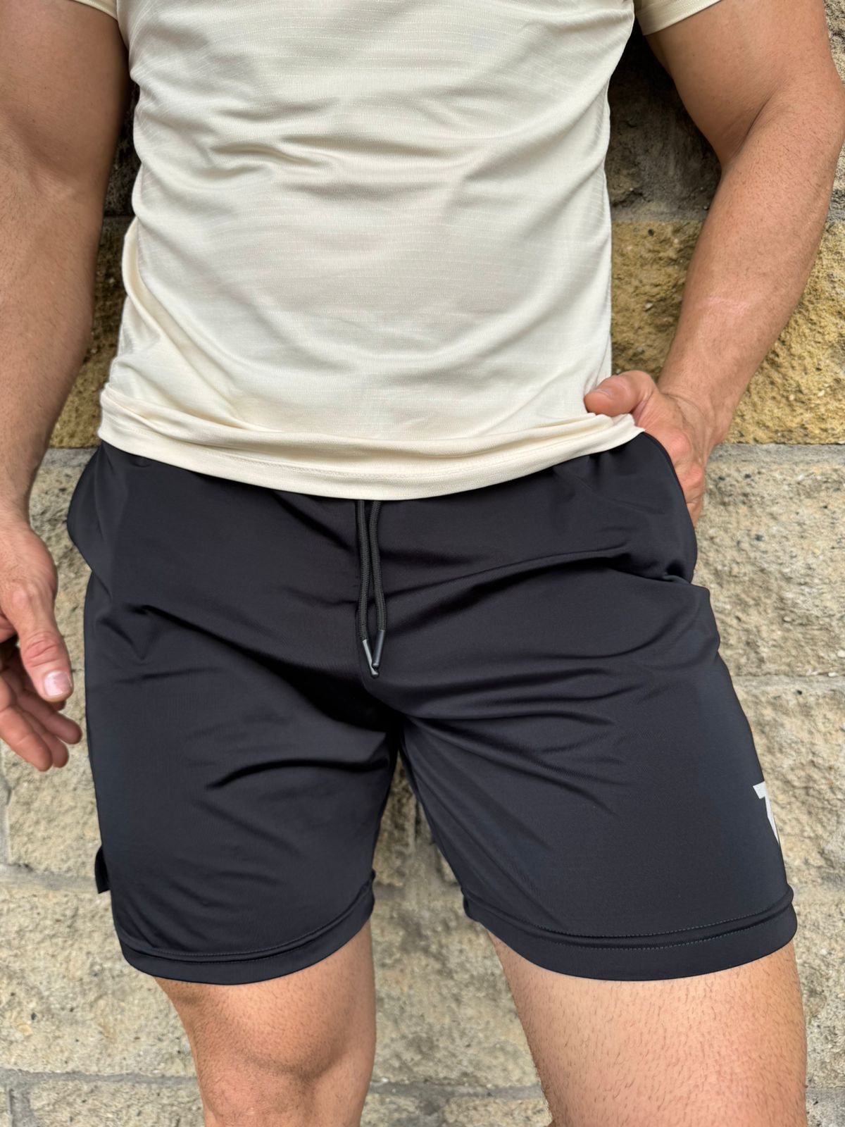 Pantaloneta Corta Negra