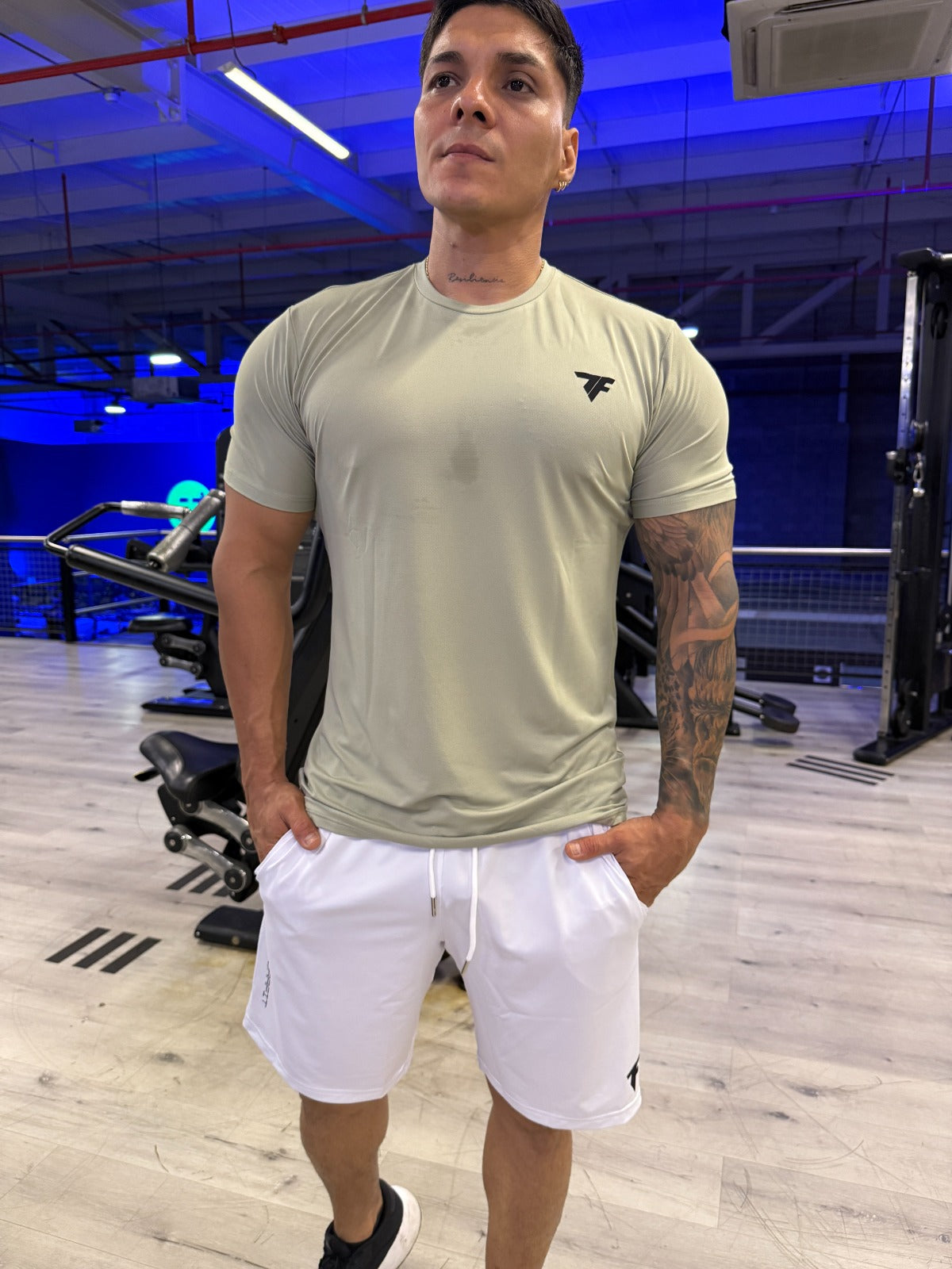 Camiseta Drafit Essentials Lima