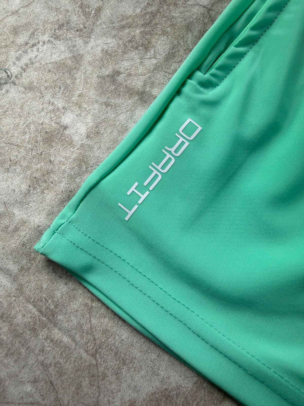 Pantaloneta Larga Verde Claro