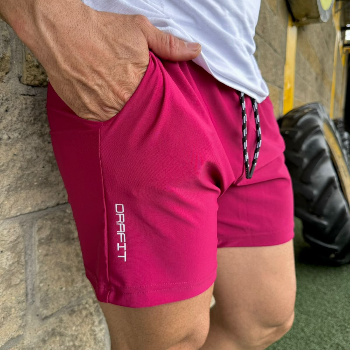 Pantaloneta Corta Vinotinto